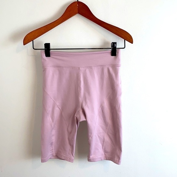 𝅺free PEOPLE MOVEMENT Hi Rise Biker Baby Short Raspberry - Picture 3 of 11